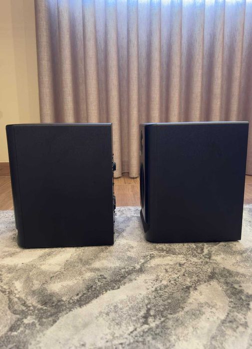 Monitores de Estúdio KRK Rokit 5 G4