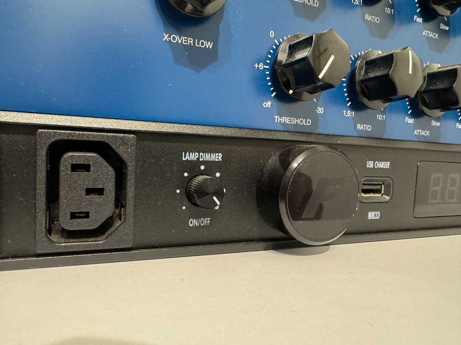 Furman PL-PRO DMC E Kondycjoner zasilania