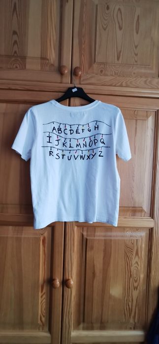 T-shirt Stranger Things Sinsay XS