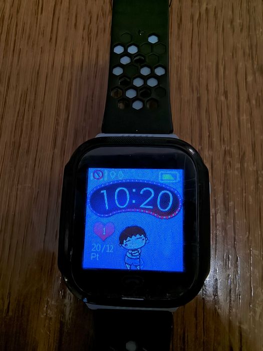 Smartwatch dla dziecka z wbudowaną latarką