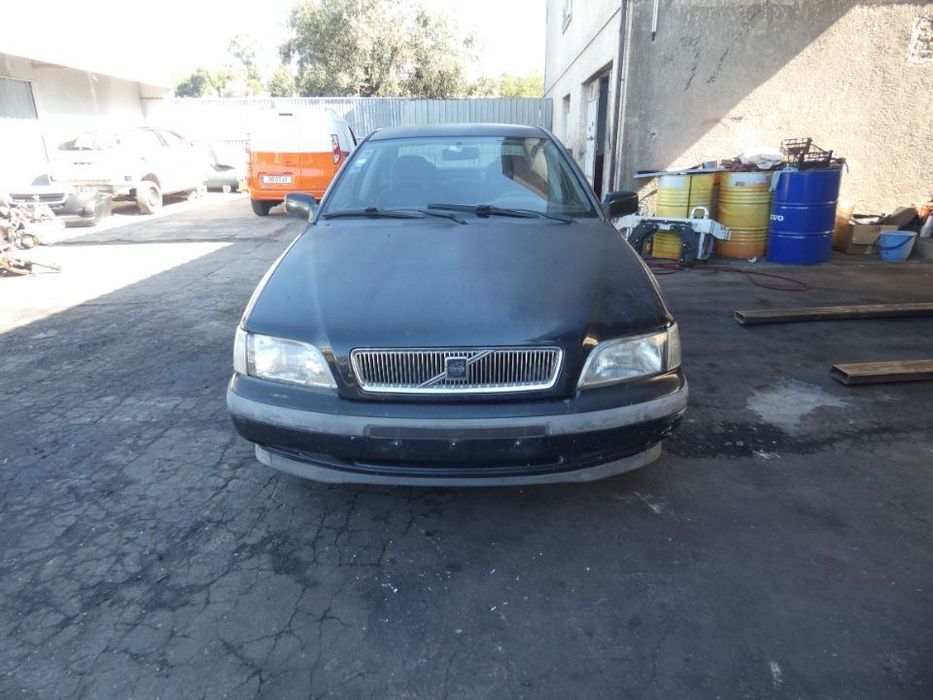 Volvo S40 de 1996 para peças