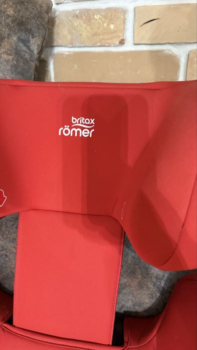 Автомобільне крісло