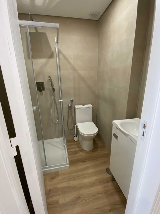 Quarto para arrendar Povoa Santo Adrião entrada imediata.