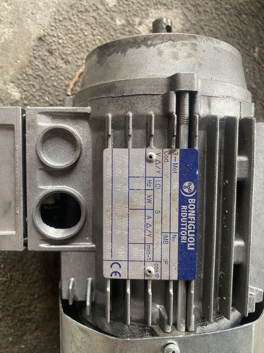 Motoreduktor Silnik elektryczny Bonfiglioli – trójfazowy