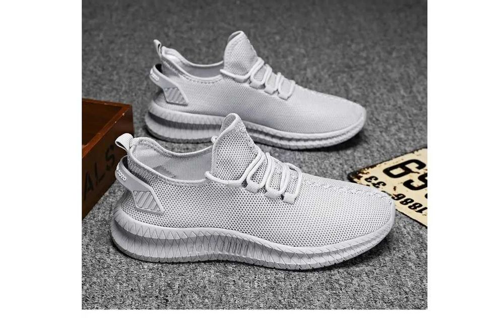 męskie buty siateczkowe białe nowe /44