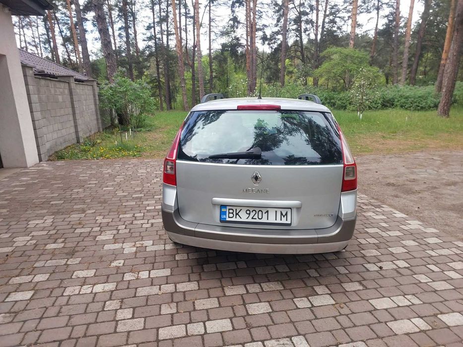 Рано МЕГАН  2.0. бензин