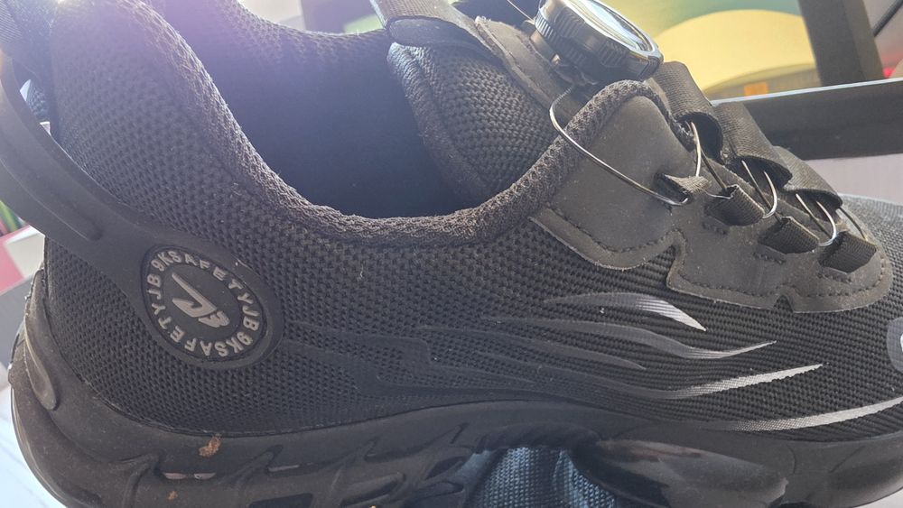 Sapatos de trabalho com biqueira aço