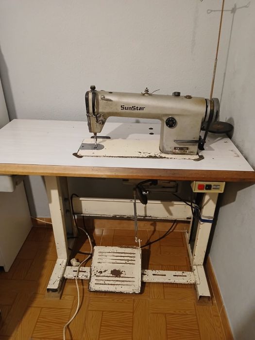 Maquina de costura industrial usada SunStar