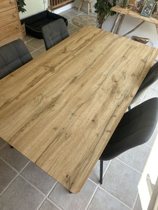 Mesa de jantar (6pax) + 6 Cadeiras