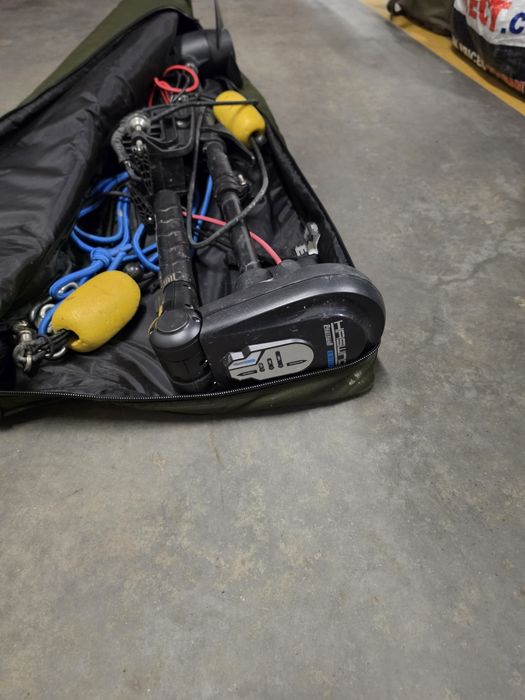 Silnik elektryczny Haswing Protruar 2.0 12V (85 lbs) – Stan Idealny