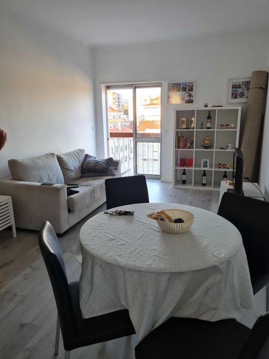Arrenda-se Apartamento T1