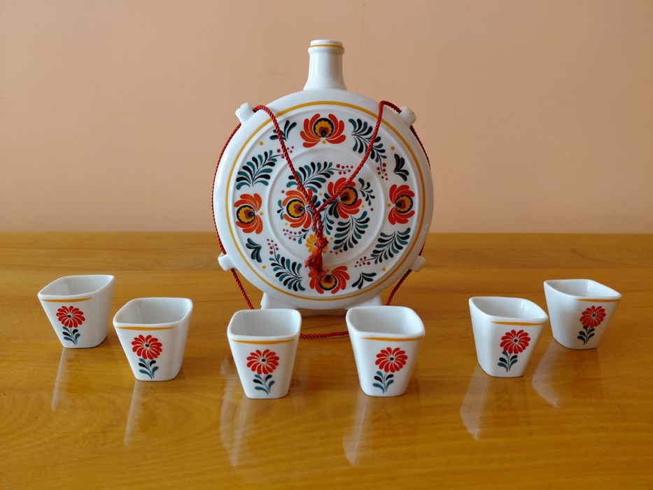 Buklak/karafka z 6 kieliszkami