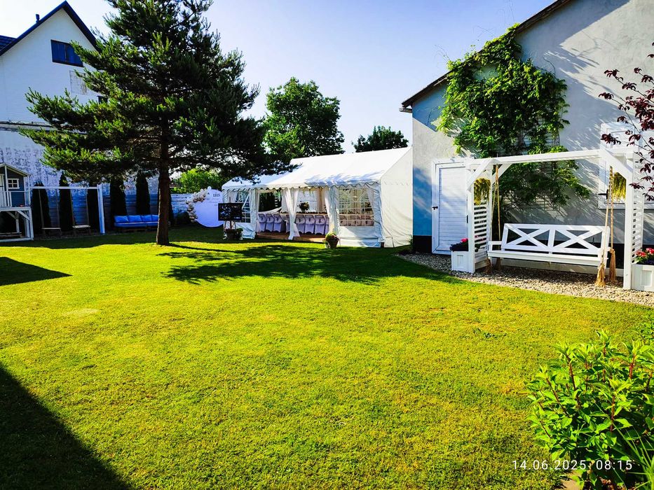 Wynajem namiotów imprezowych - stoły, krzesła, drewniany parkiet !