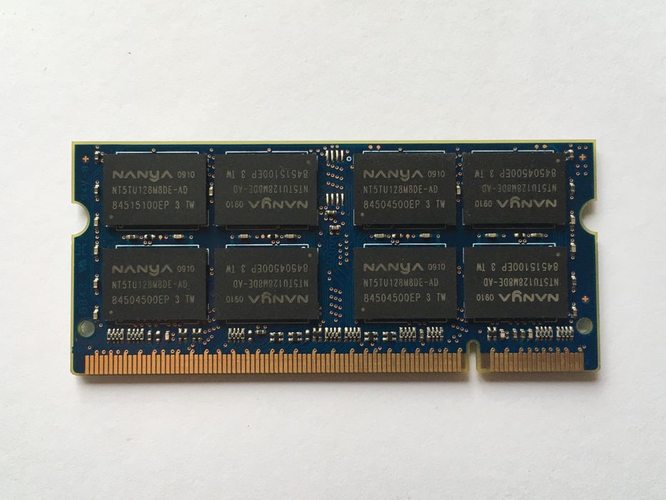 Оперативна пам'ять для ноутбука SODIMM DDR2 2GB