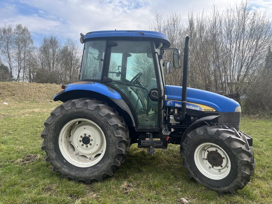 New Holland TD5010 td new holland ciagnik