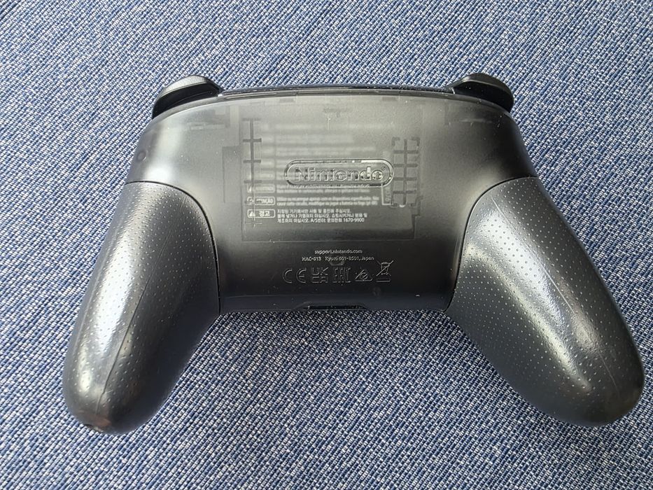 Nintendo Switch Pro Controller