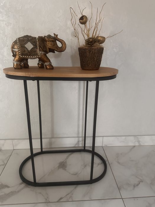 Журнальный столик