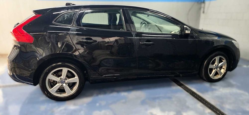 Volvo V40 1.6 Diesel – 114cv | 180.000km | Excelente estado