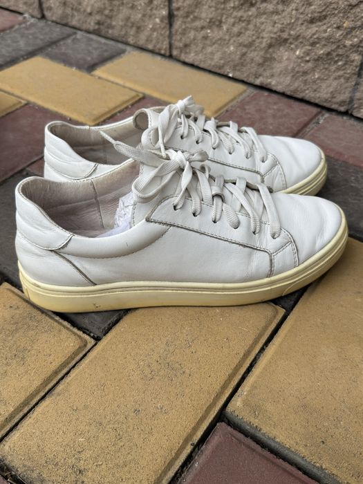 Кросівки new balance puma ecco geox