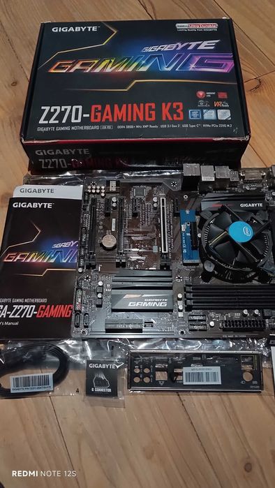 Gigabyte Z270-Gaming K3 + Intel CELERON G 3900  + DDR4  4GB