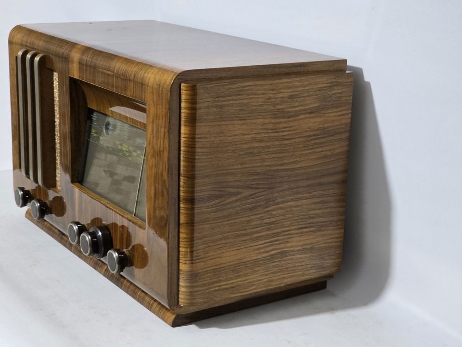 Rádio antigo reparado Paillard