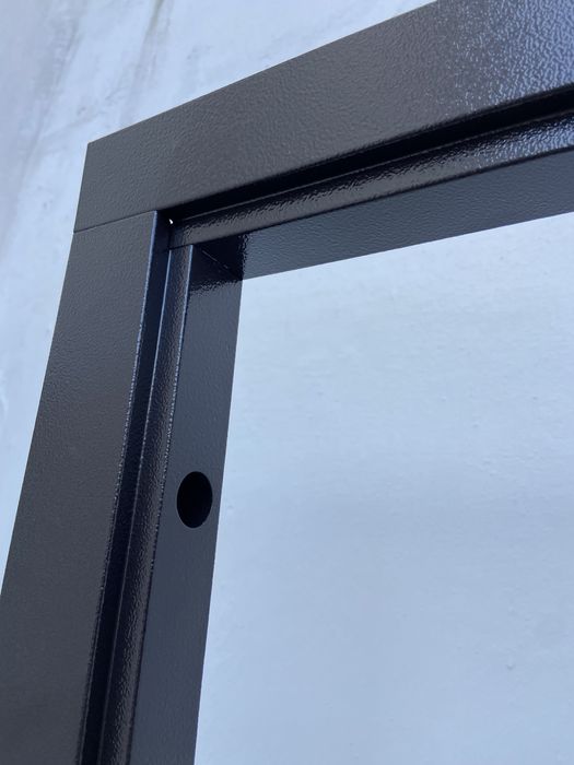 Вхідні двері вуличні технічні металеві