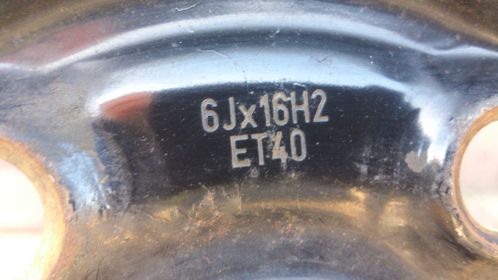 Koła zimowe z oryginalnymi kołpakami audi A4 b6 b7, A6 c5 205/55/16