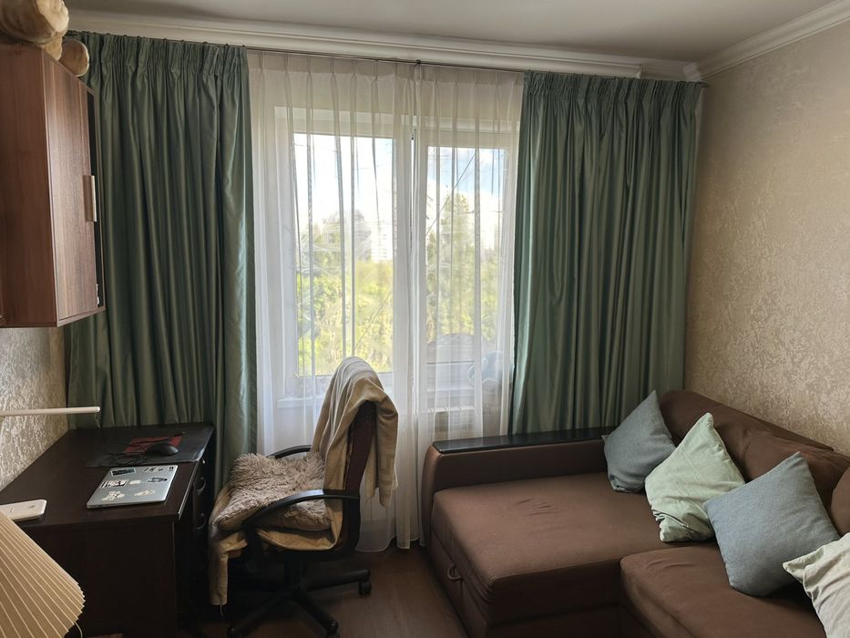 Продам двух комнатная квартира.на Варненской рядом с парком Горького Х