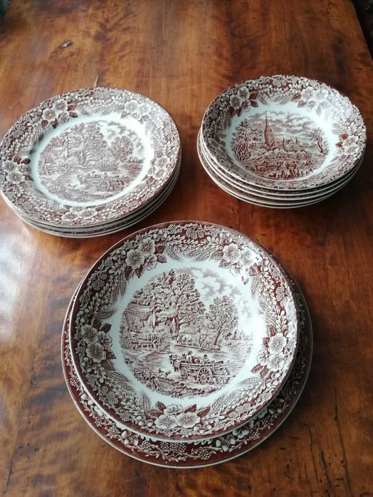 Zestaw obiadowy sygnowany BroadHurst Staffordshire Ironstone ANGLIA