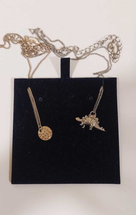 Conjunto de colares stradivarius