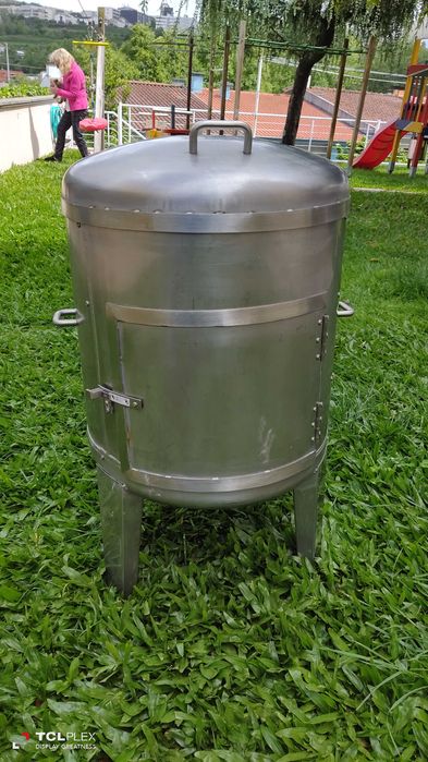 Grelhador caseiro em cuba de inox