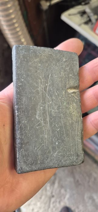 Kamień do ostrzenia brzytw noży