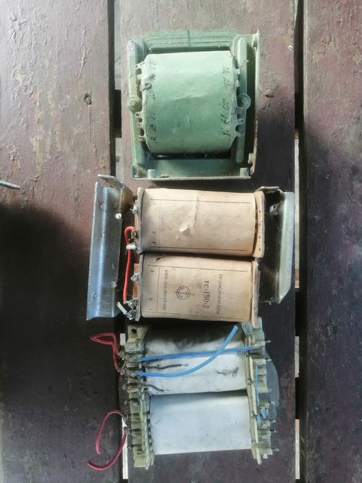 Трансформатори мережеві