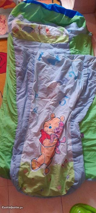 Saco cama winnie pooh first ready bag
com saco para guardar