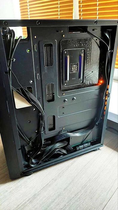 Продаю ПК Gtx 1660 Super + Ryzen 5 3600 + RAM 16gb + SSD M.2 512gb