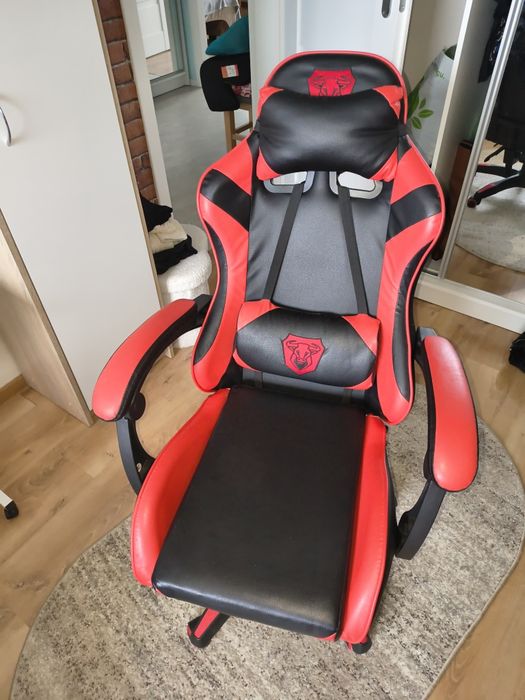 Fotel gamingowy czarno czerwony