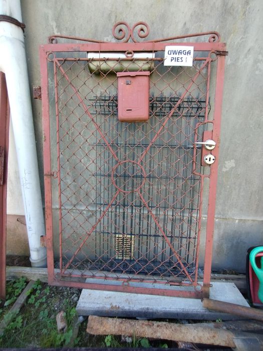 Używane brama plus furtka.
