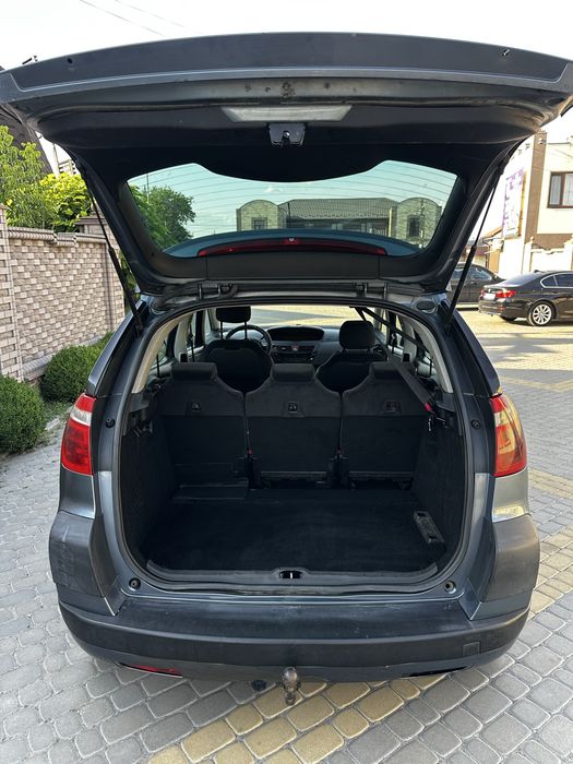 Citroen c4 picasso 2008рік 1.6hdi сів поїхав авто в Україні