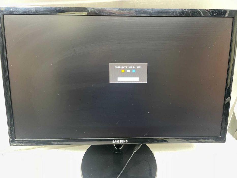 Монитор 21.5" Samsung S22F350F HDMI FullHD Flicker-Free