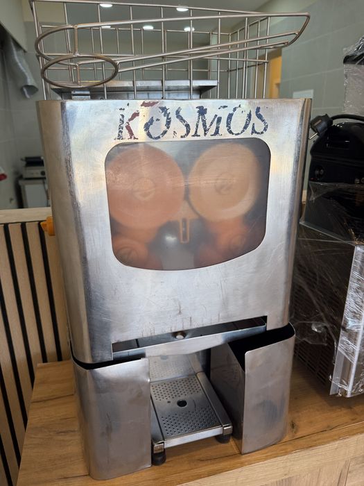Máquina de sumo kosmos