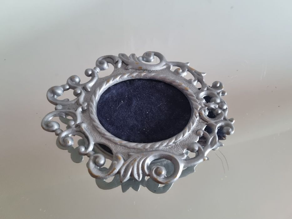 Stara stojąca ramka na zdjęcie,obrazek