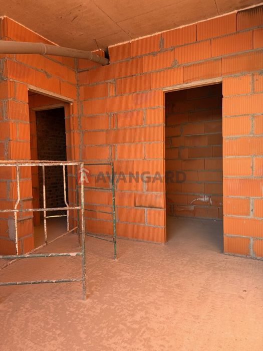 Продається простора 3-кімнатна квартира площею 114 м