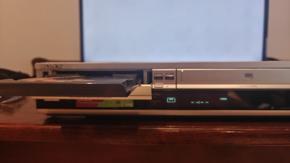 Sony RDR-VX410 DVD-Recorder / VHS-Recorder,