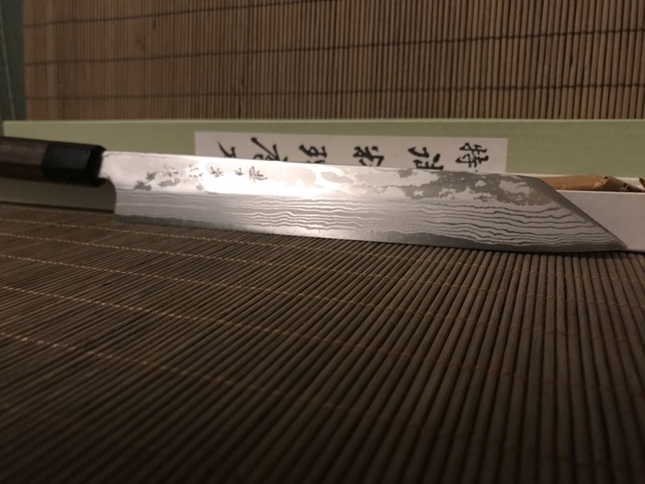 Японский кухоний ніж Кірітсуке Hideo (ручна ковка) дамаск shirogami 1