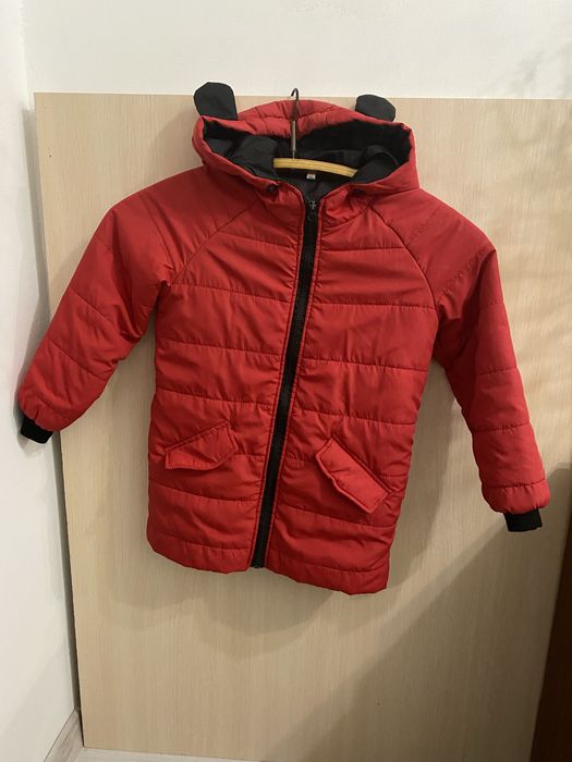 Продам дитячі курточки