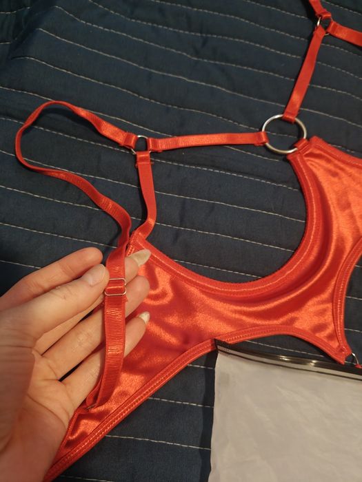 seksowny komplet bielizny z fiszbinami, push-up