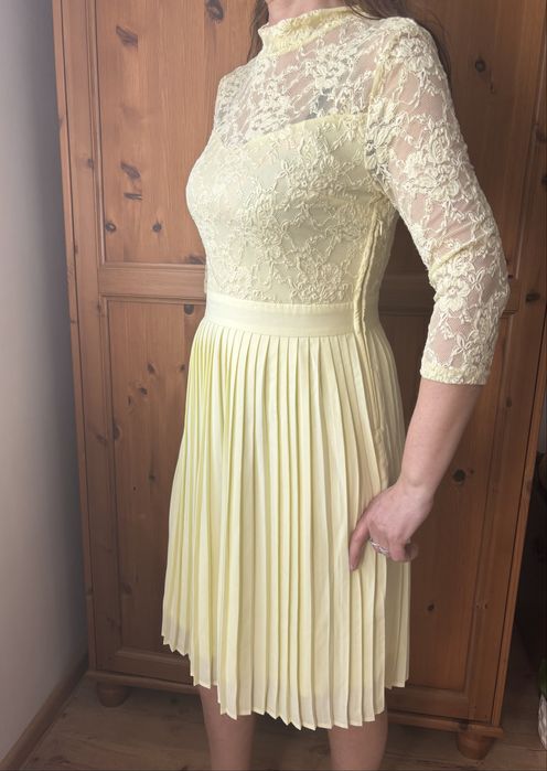 Elegancka sukienka r.M