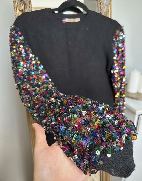 Sweter z cekinowymi rękawami dollyglamshop