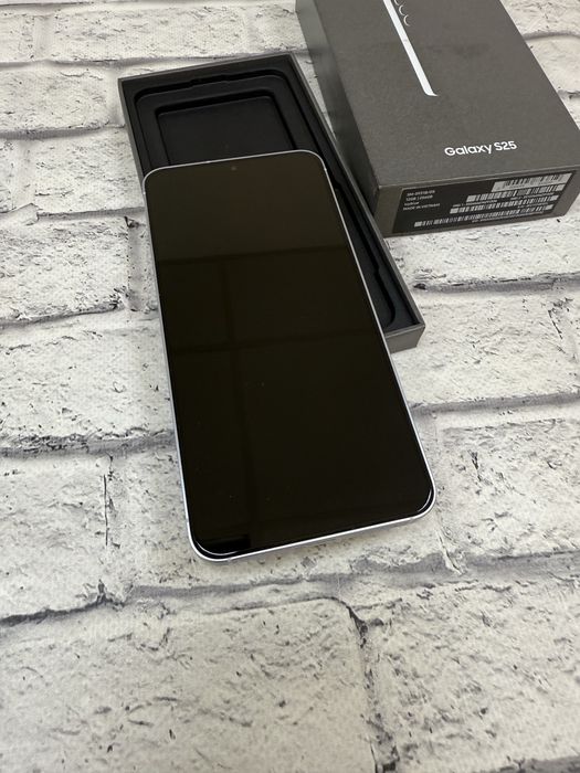 New Samsung Galaxy S25 12/256gb MDM IcyBlue