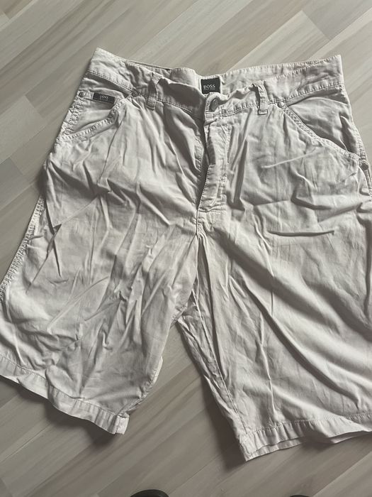 Джинсы “Bershka”, “Boss”